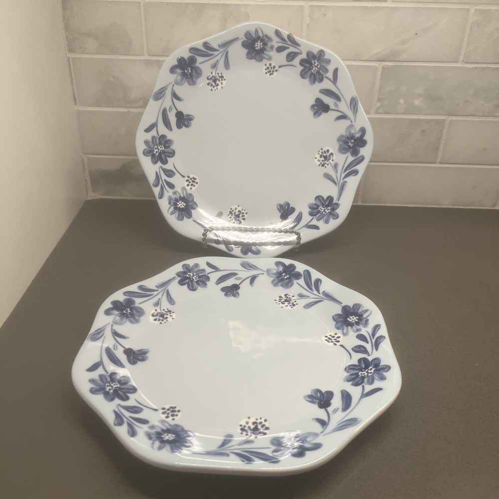 2~NEW Potter Studio Blue Floral Scalloped Salad/bread Plates